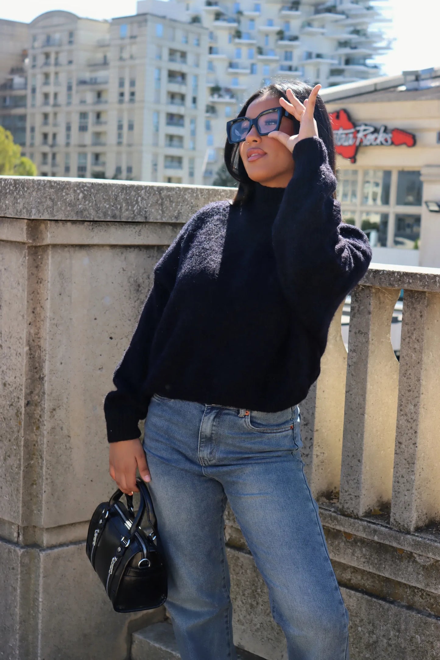 PULL LESLIE NOIR